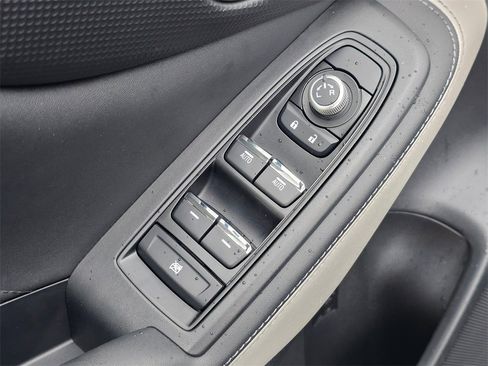 Used 2022 Subaru Forester Limited w/ Popular Package #3 image 23