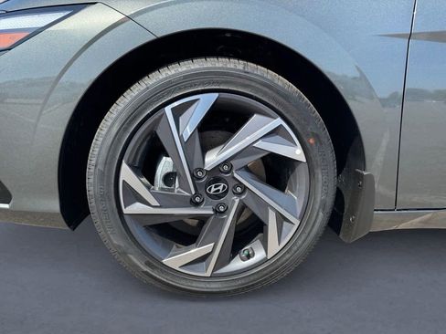 New 2025 Hyundai Elantra SEL w/ Cargo Package FWD image 9