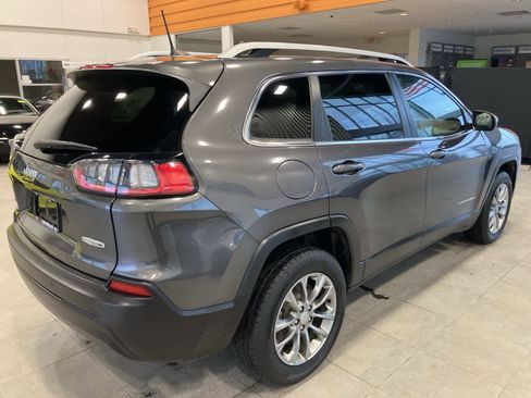 Used 2020 Jeep Cherokee Latitude Plus w/ Cold Weather Group image 5