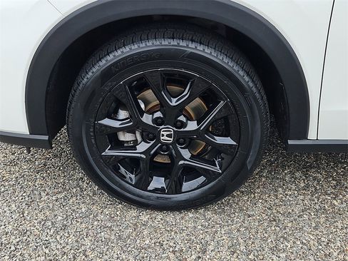 Certified 2024 Honda HR-V Sport image 7