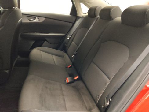 Used 2019 Kia Forte LXS FWD image 18