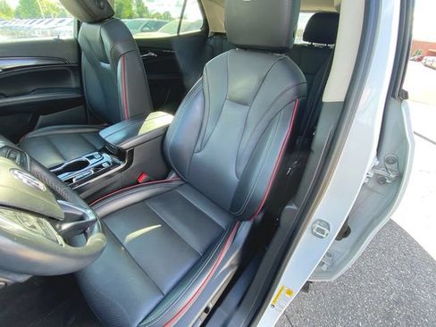 Used 2022 Buick Envision Essence w/ Sport Touring Package FWD image 19