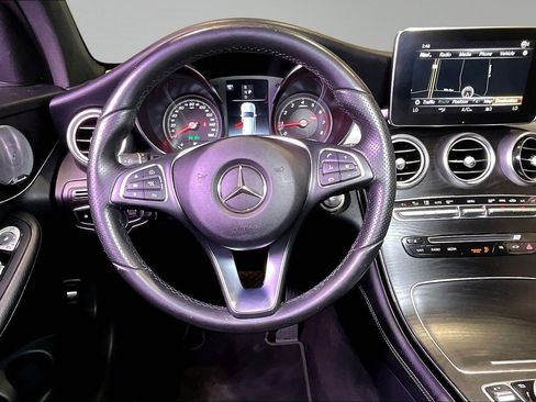 Used 2018 Mercedes-Benz GLC 300 4MATIC w/ Multimedia Package image 9