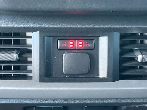 Used 2023 Ford F150 Lariat w/ Equipment Group 502A High AWD/4WD image 27