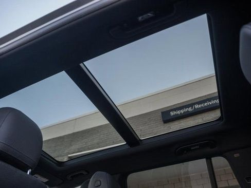 New 2026 Mercedes-Benz GLS 450 4MATIC image 37