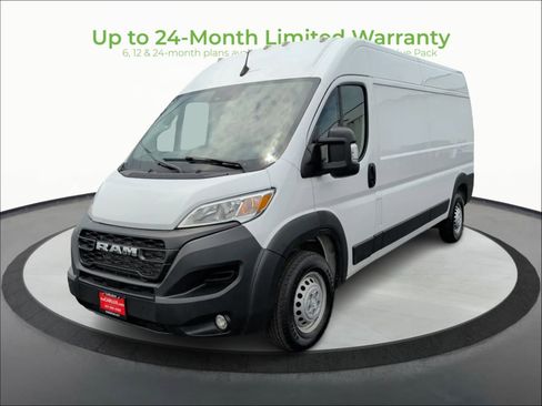Used 2024 RAM ProMaster 2500 w/ Convenience Group FWD image 3