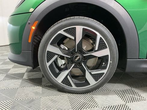 New 2026 MINI Cooper 2-Door Hardtop image 25