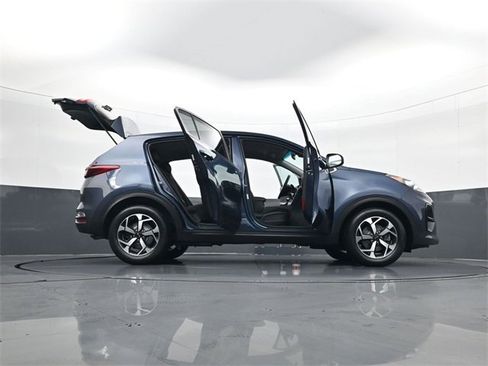 Used 2022 Kia Sportage LX image 33