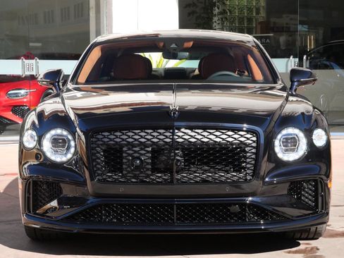 New 2026 Bentley Flying Spur Plug-In Hybrid AWD/4WD image 7