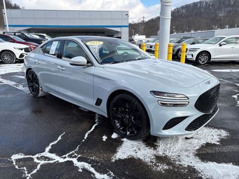 Used 2022 Genesis G70 3.3T w/ Sport Advanced Package image 7