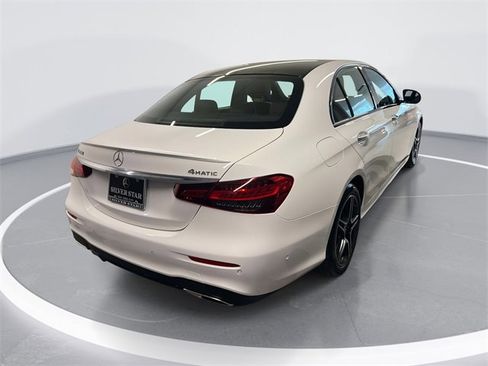 Certified 2022 Mercedes-Benz E 350 4MATIC Sedan image 4