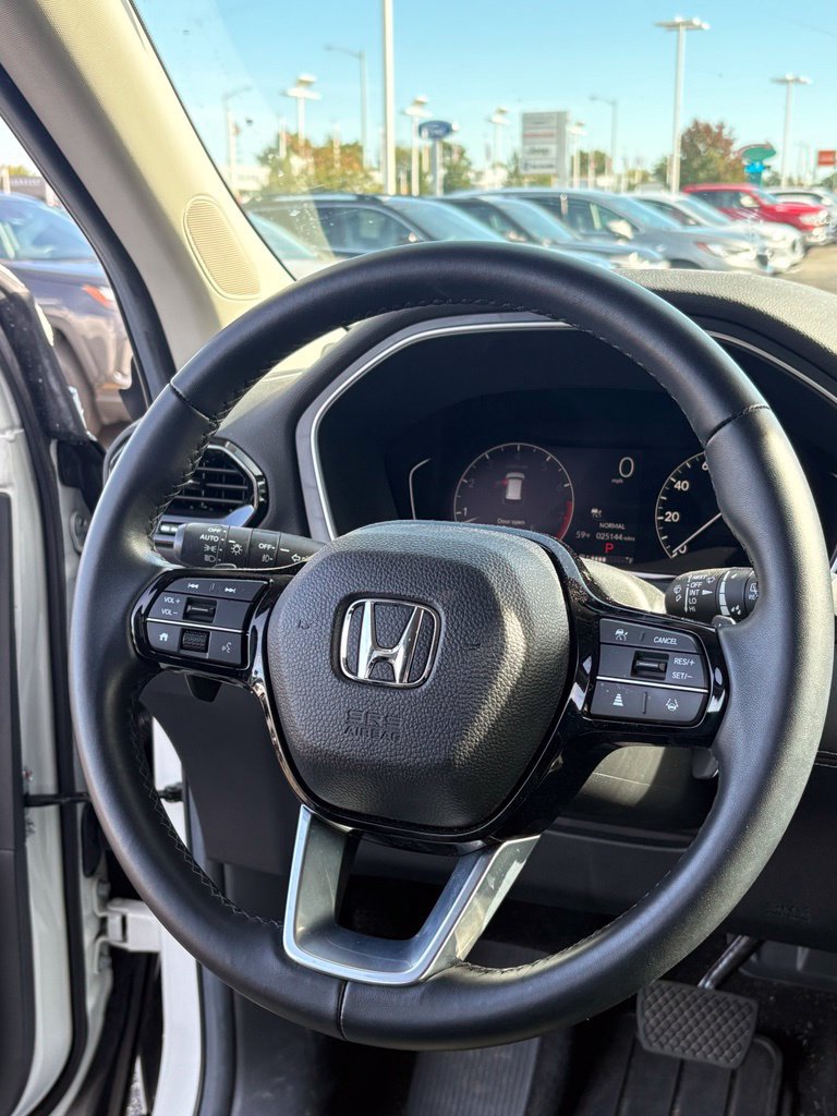 Used 2025 Honda Pilot EX-L image 20
