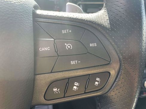 Certified 2024 Dodge Durango GT image 32