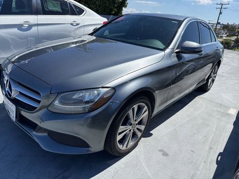 Used 2018 Mercedes-Benz C 300 4MATIC Sedan image 2