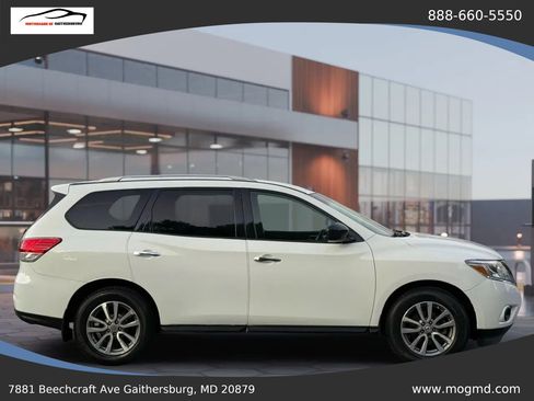 Used 2016 Nissan Pathfinder S image 14