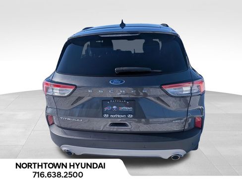 Used 2020 Ford Escape Titanium image 15