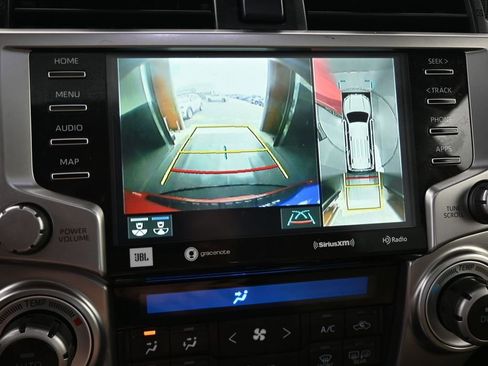 Used 2024 Toyota 4Runner Limited image 33