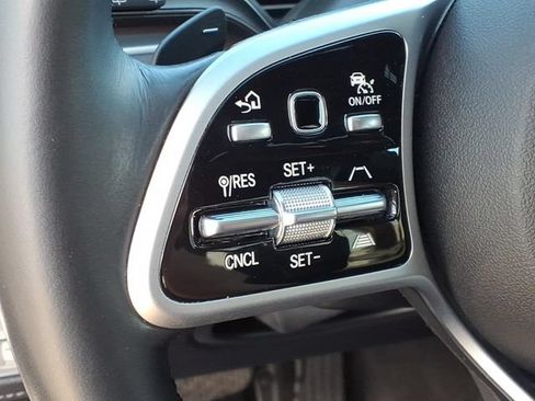 Used 2021 Mercedes-Benz GLE 350 4MATIC image 9