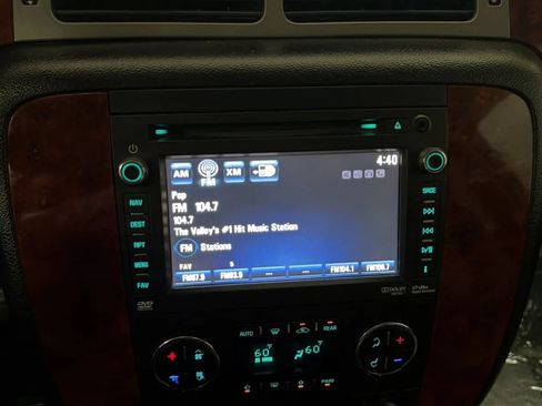 Used 2013 Chevrolet Tahoe 4WD Hybrid image 14