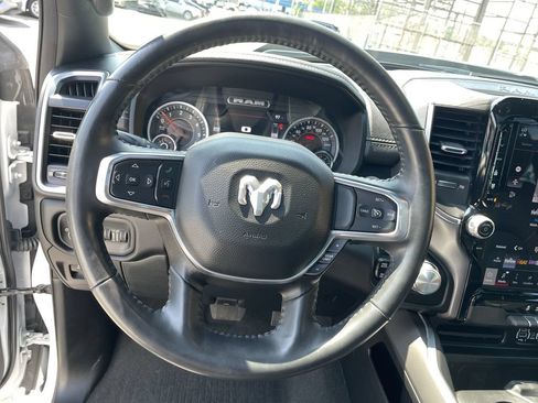 Used 2023 RAM 1500 Laramie AWD/4WD image 16