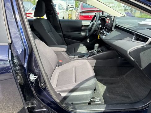 Used 2024 Toyota Corolla LE FWD image 9