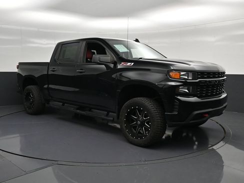 Used 2020 Chevrolet Silverado 1500 Custom Trail Boss w/ Custom Convenience Package AWD/4WD image 5