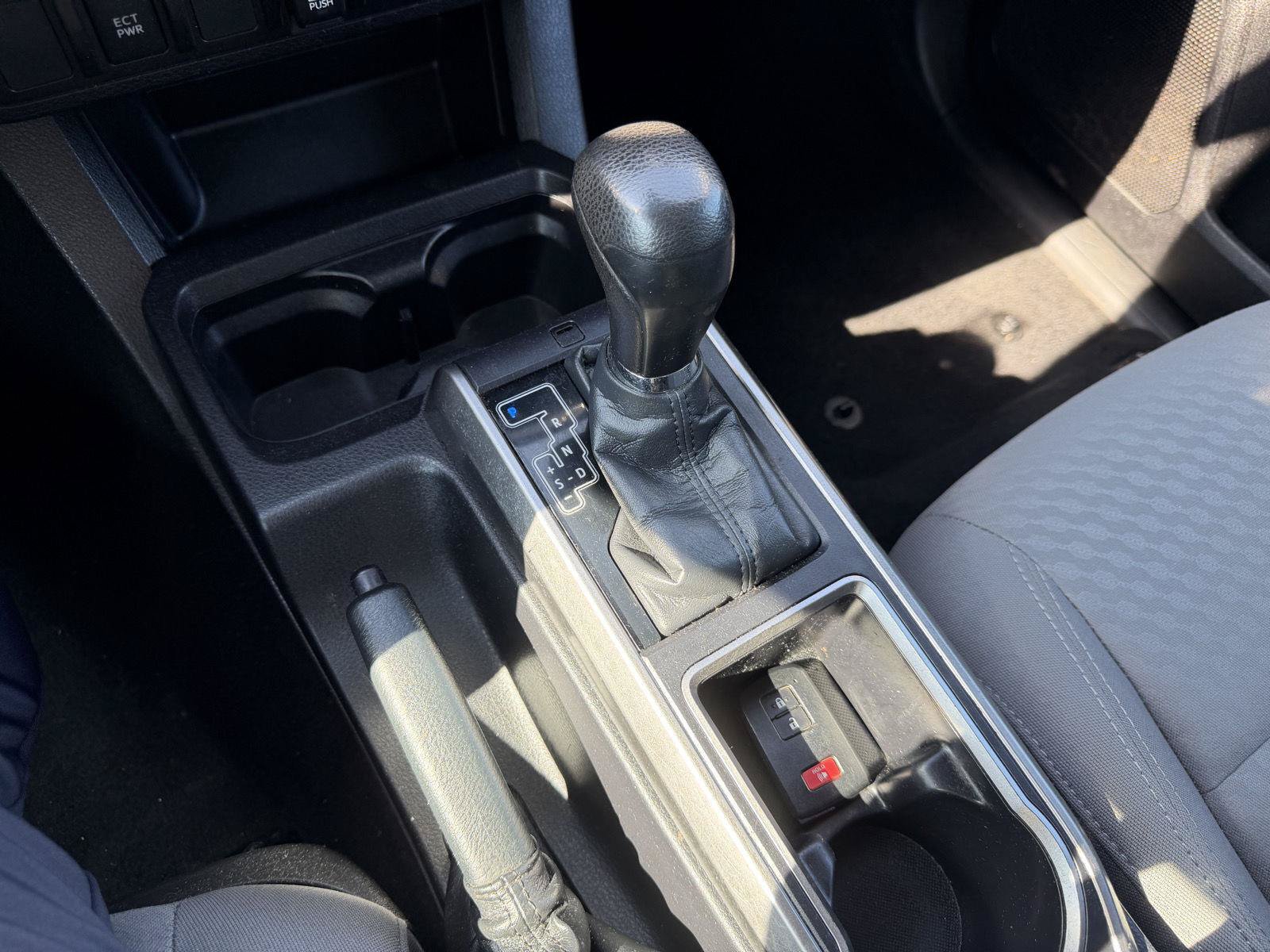 Used 2023 Toyota Tacoma SR5 RWD image 18