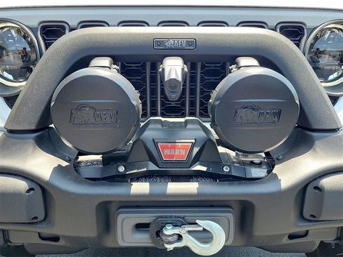 New 2025 Jeep Gladiator Rubicon AWD/4WD image 21