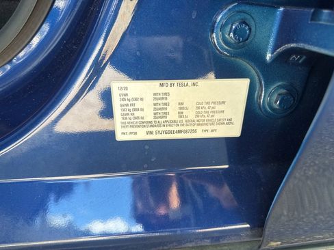 Used 2021 Tesla Model Y Long Range image 14