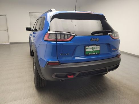 Used 2022 Jeep Cherokee Trailhawk w/ Sun, Sound & Nav Group AWD/4WD image 6