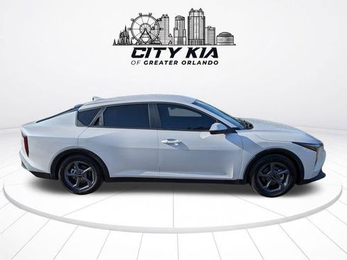 New 2026 Kia K4 FWD image 7