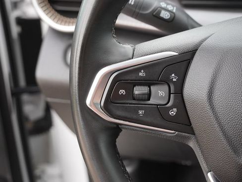 Used 2025 Chevrolet Trax ACTIV w/ Sunroof Package FWD image 29