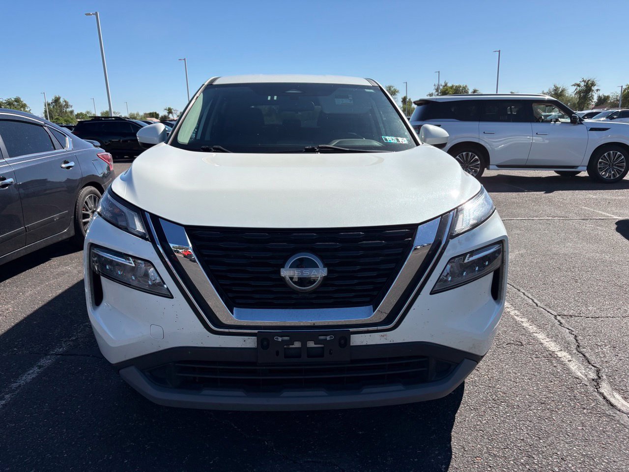 Certified 2023 Nissan Rogue SV FWD image 2