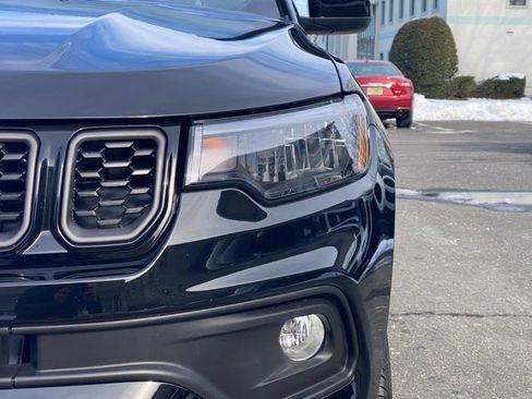 New 2026 Jeep Compass Latitude w/ Sun and Sound Group AWD/4WD image 10