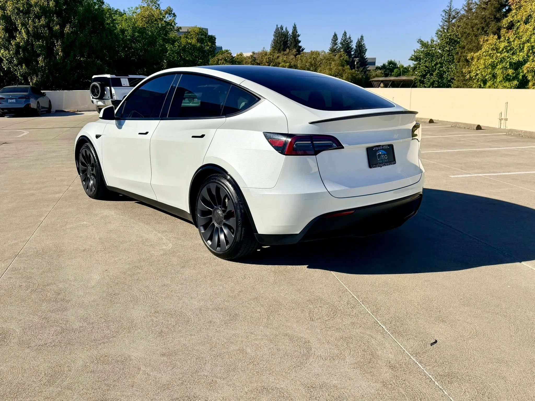 Used 2024 Tesla Model Y Performance AWD/4WD image 6