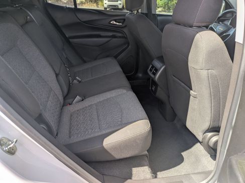 Used 2022 Chevrolet Equinox LT FWD image 27