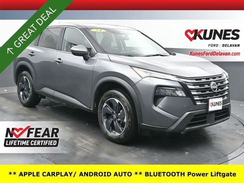 Used 2024 Nissan Rogue SV image 1