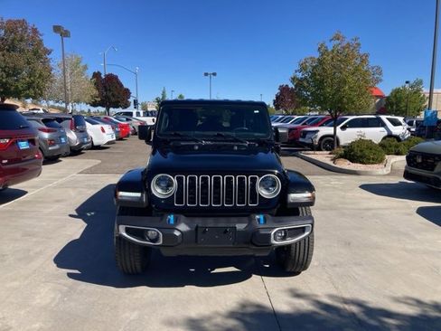 Used 2024 Jeep Wrangler Unlimited Sahara image 3