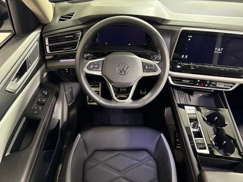 New 2026 Volkswagen Atlas Peak Edition AWD/4WD image 21
