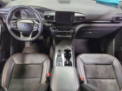 Used 2022 Ford Explorer ST-Line image 10
