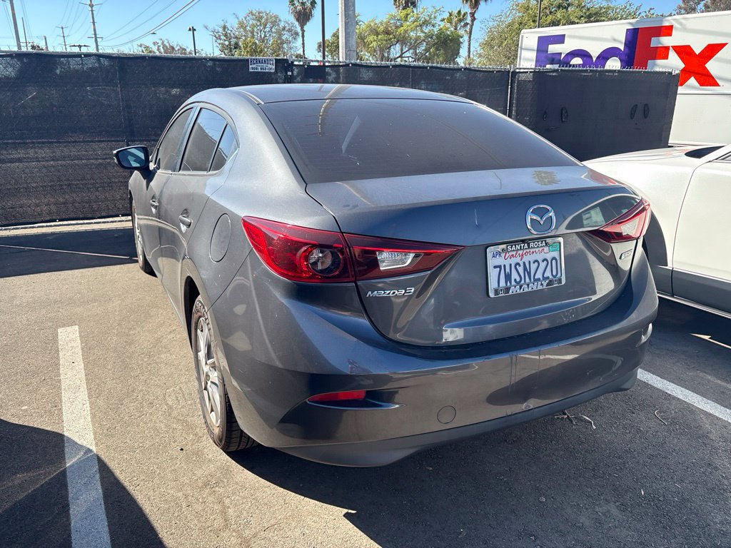 Used 2016 MAZDA MAZDA3 i Sport w/ Preferred Equipment Package FWD image 8
