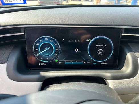 Used 2022 Hyundai Tucson SEL w/ Cargo Package AWD/4WD image 11