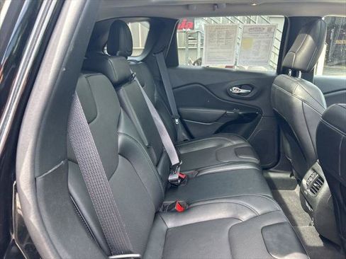 Certified 2023 Jeep Cherokee Altitude Lux w/ Lux Elite Package AWD/4WD image 39