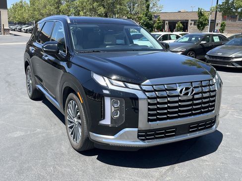 Used 2025 Hyundai Palisade Calligraphy AWD/4WD image 4