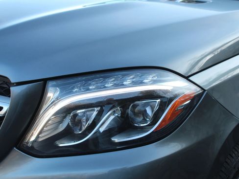 Used 2017 Mercedes-Benz GLS 450 4MATIC image 48