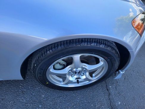 Used 2002 Honda S2000 image 10