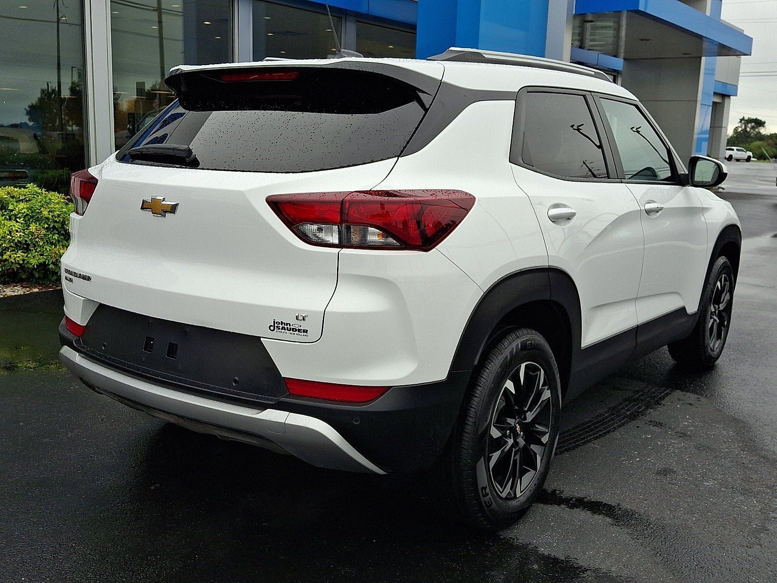 Used 2023 Chevrolet TrailBlazer LT w/ Convenience Package AWD/4WD image 6