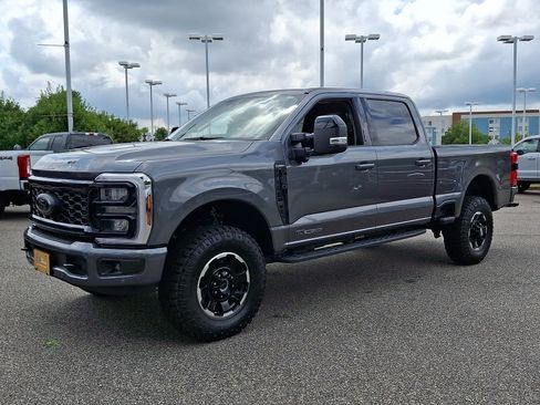 Certified 2026 Ford F250 Lariat w/ Tremor Off-Road Package AWD/4WD image 5