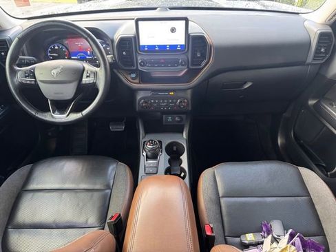 Used 2021 Ford Bronco Sport Outer Banks image 16