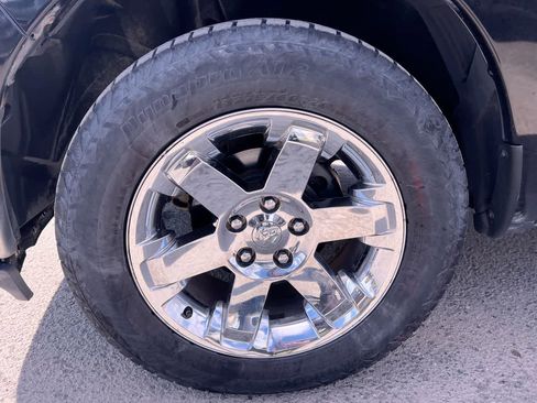 Used 2014 RAM 1500 ST w/ SXT Appearance Group AWD/4WD image 10